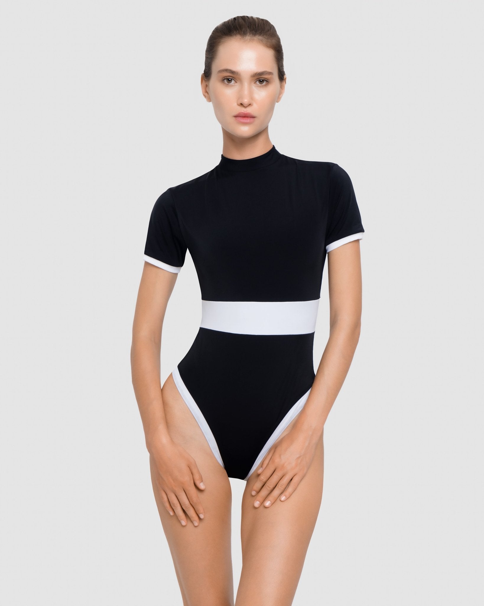 Reef Short Arms One Piece Swimsuit - Makara wear